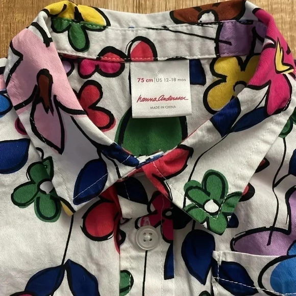 Hanna Andersson Floral Button Down Shirt Front Pocket and Short Sleeves, 12-18m - Picture 2 of 4